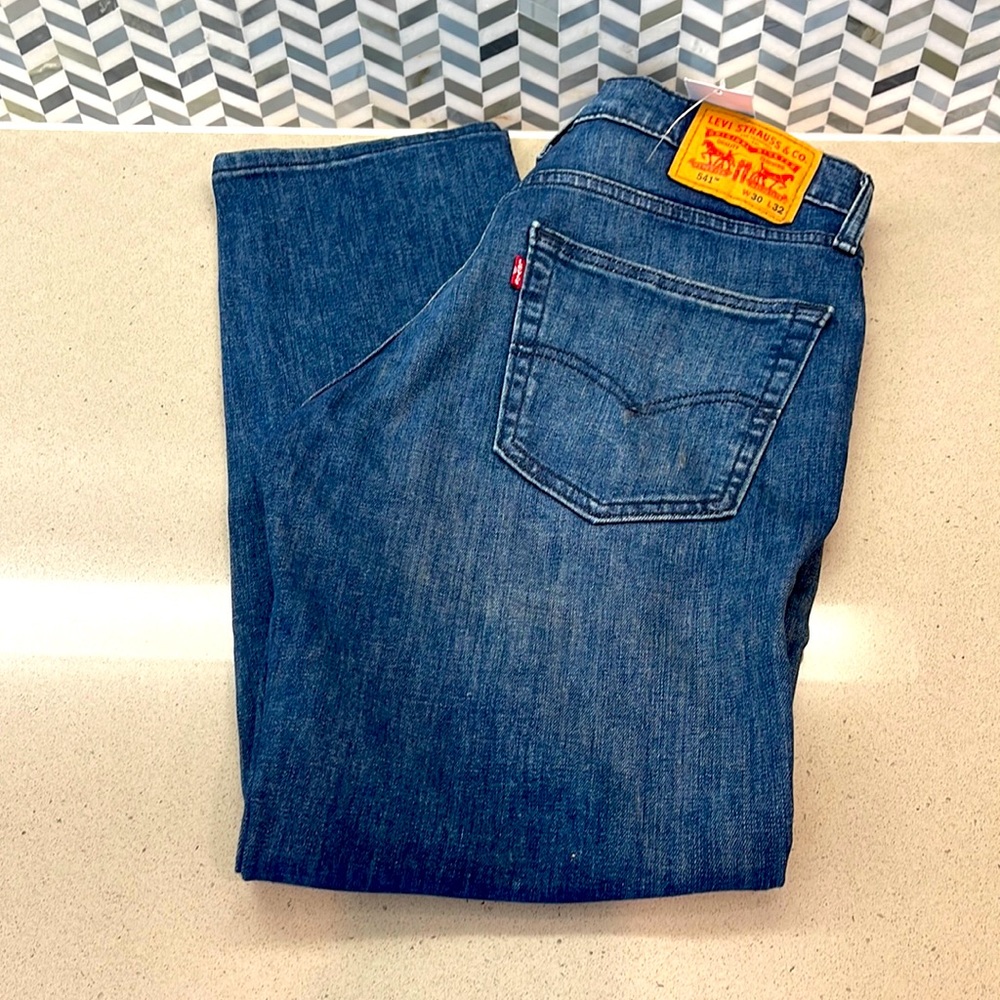 Levi 541